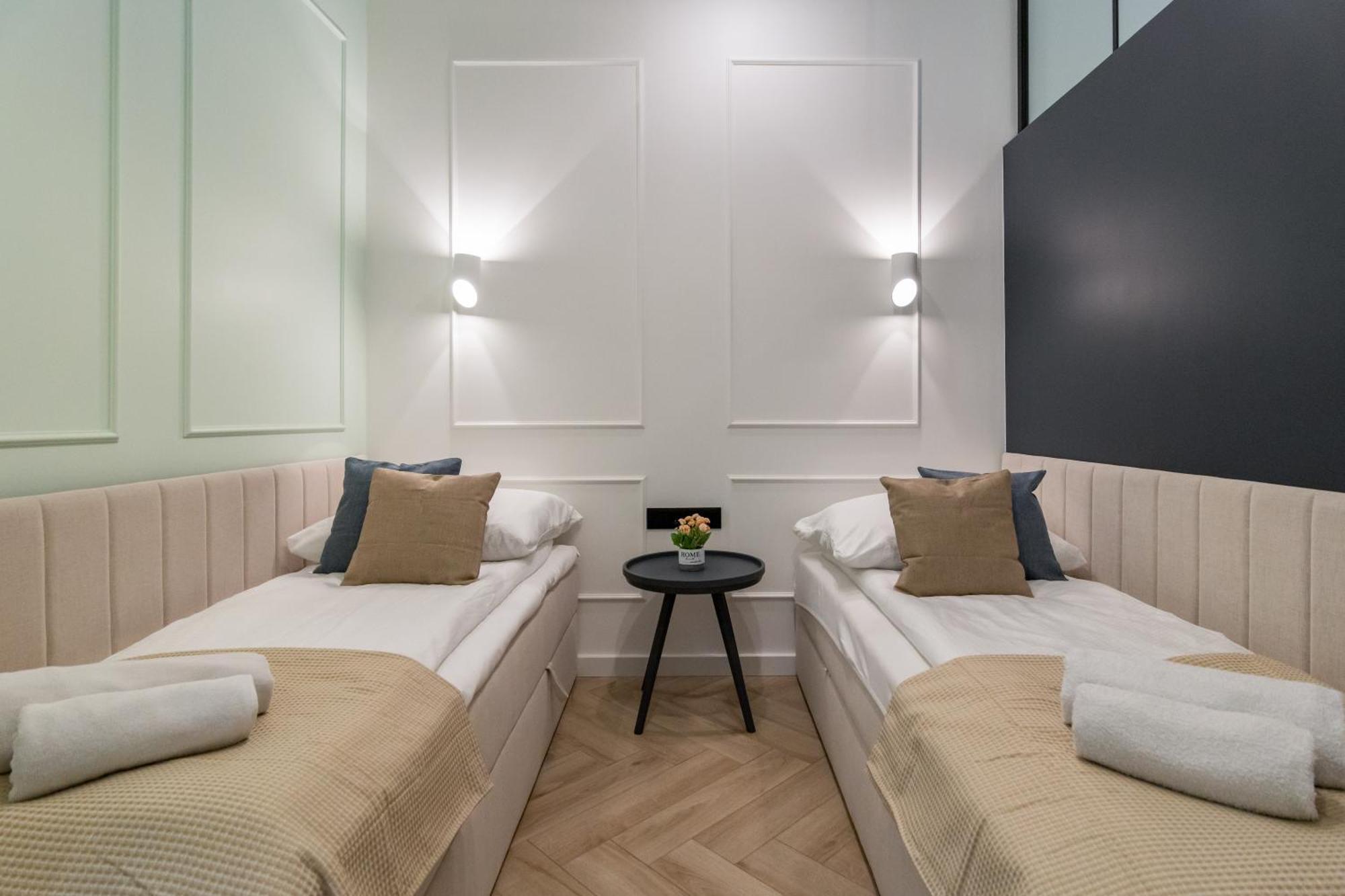 White Magnolia 4 Bedroom Premium And Parking *