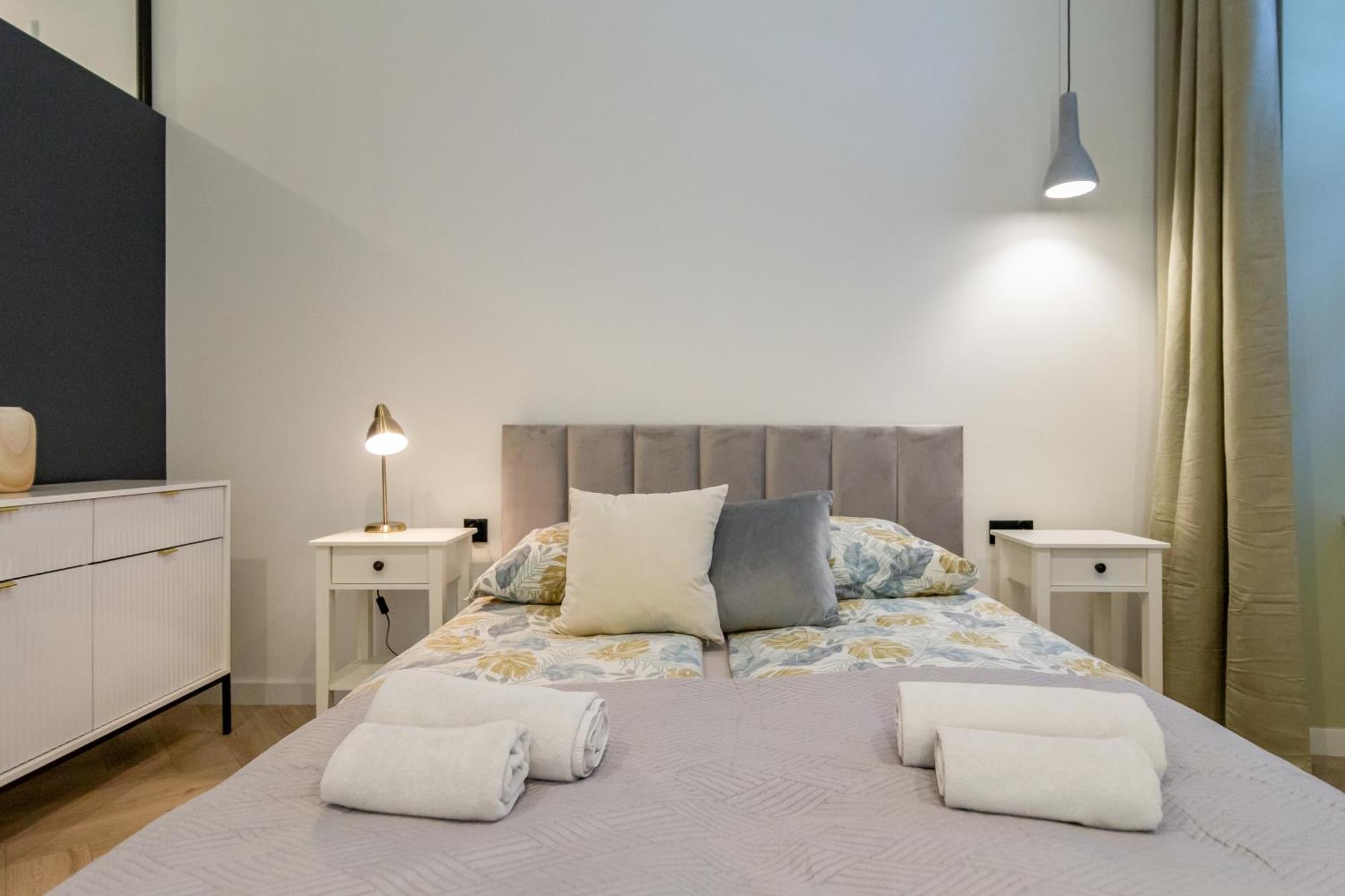 White Magnolia 4 Bedroom Premium And Parking *