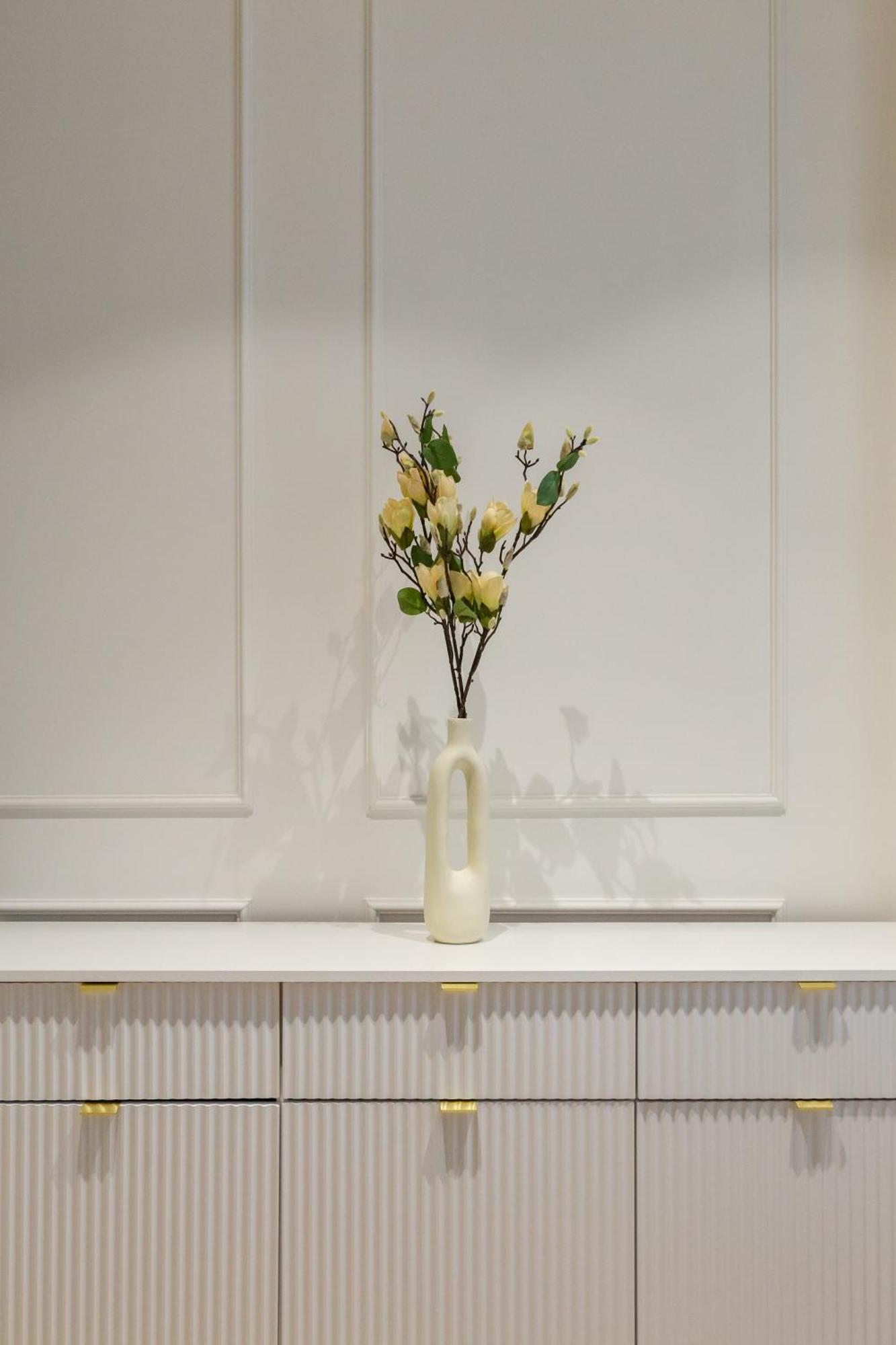 Apartment White Magnolia 4 Bedroom Premium And Parking *